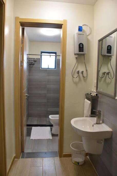 Apartment Blissful Airport Serviced Apt.