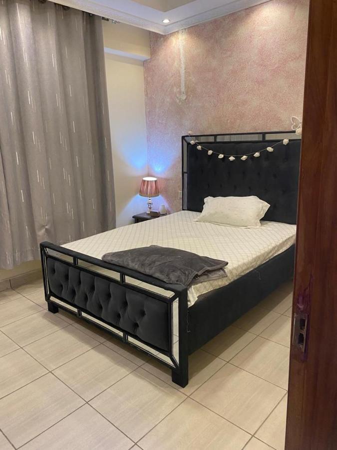 Sydney 4 Bed Fully Furnished.