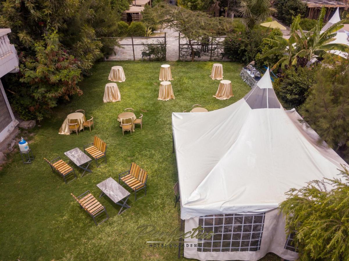Perfectus & Gardens * Nairobi