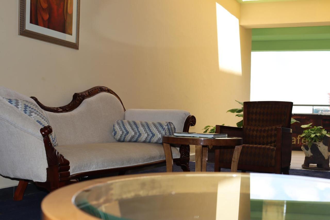 The Clan Suites