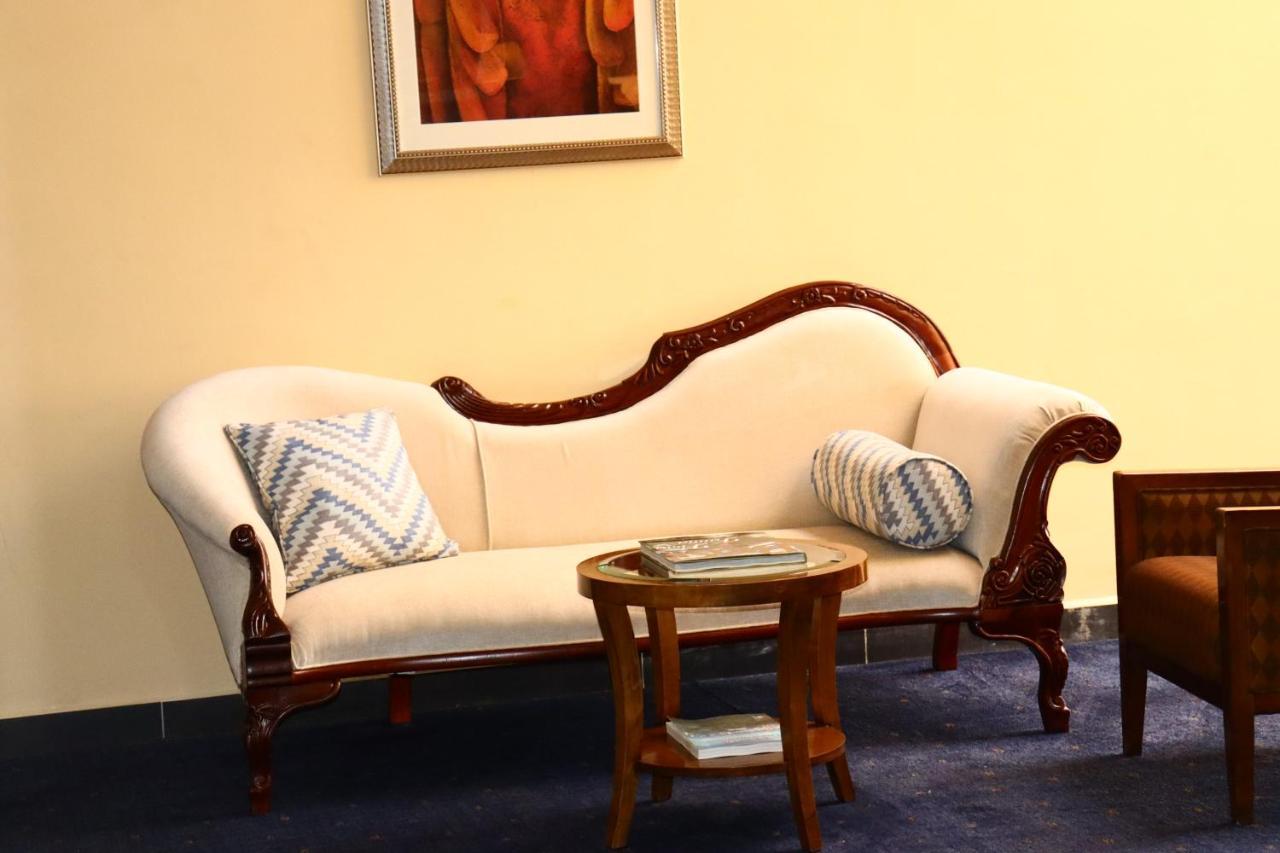 The Clan Suites 3*