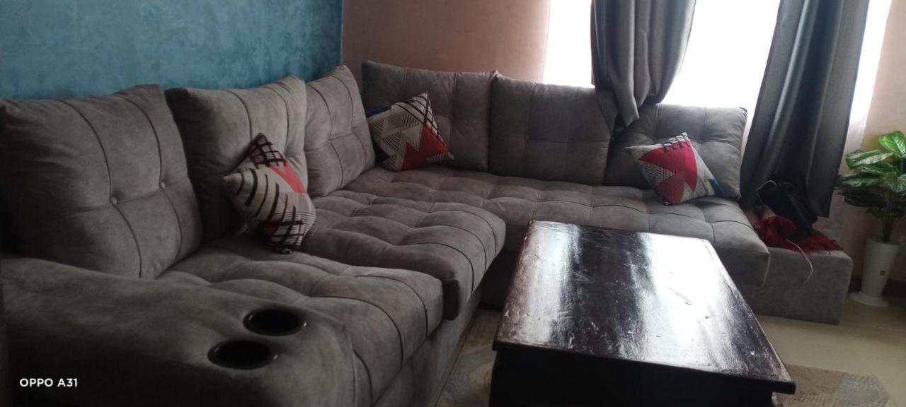 Cutie Homestays-1 Bedroom Apartment *