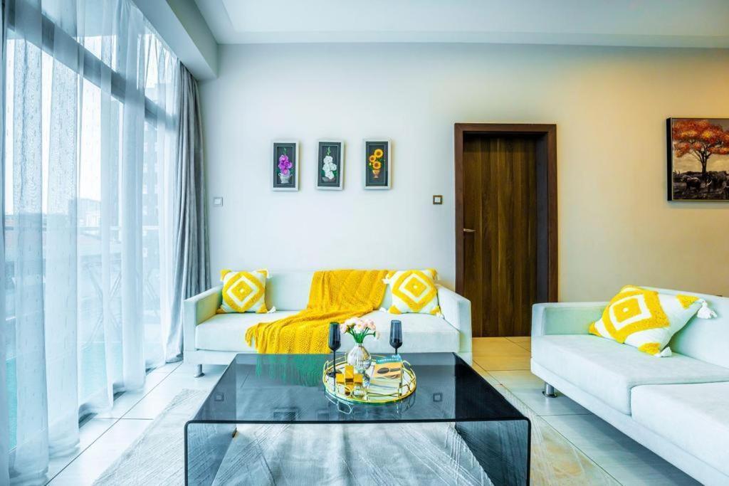2bedroom Luxury Apartment, Skynest Residences, Westlands Apartment *