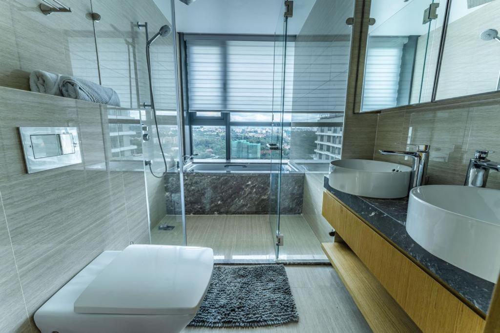 Apartment 2bedroom Gtc Luxury 28th Floor Views