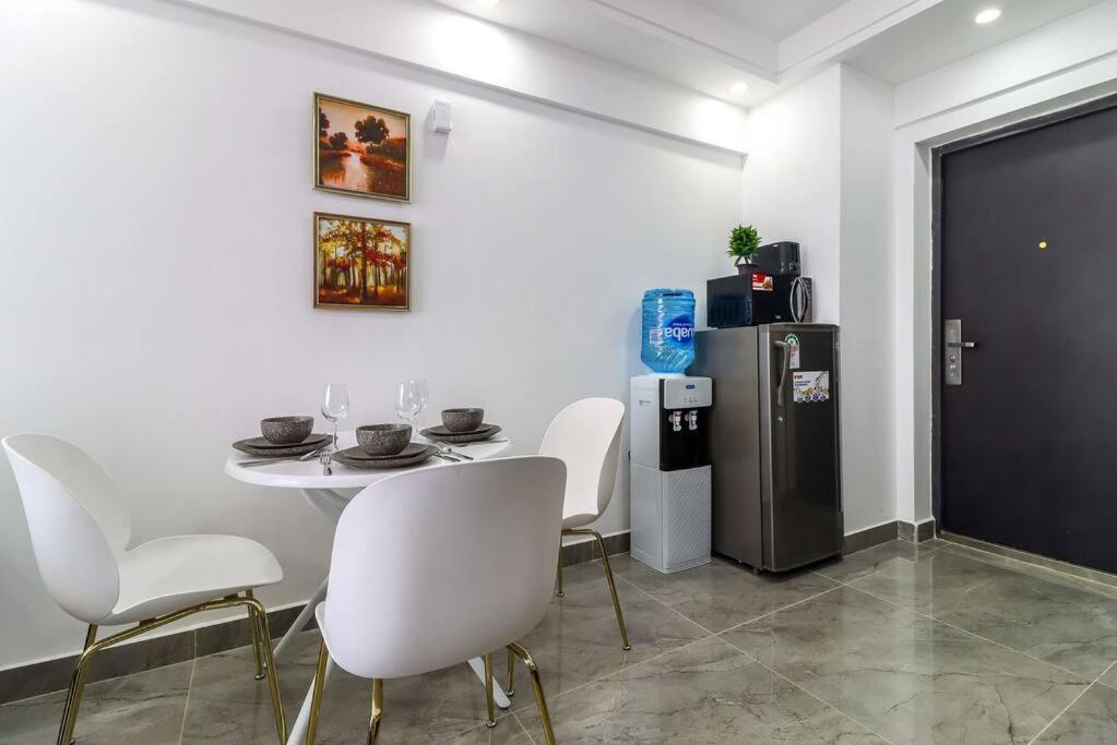 Lovely Furnished Cozy 2bed/room