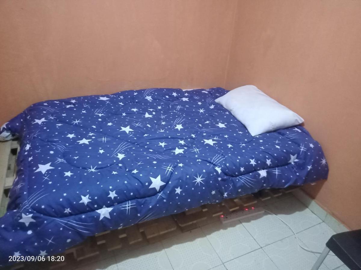 Brown House Love hotel *