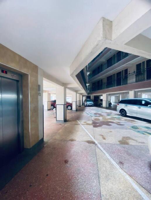 1 Bedroom South B Podium Heights Apartment