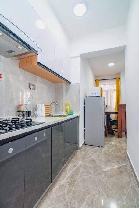 Apartment Luxury 1 Bdrm Kilimani *