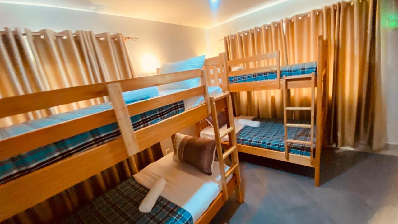 Hostel Rhino Point Backpackers