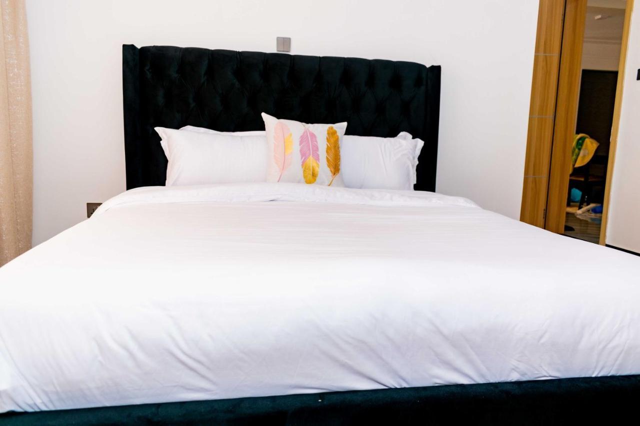 Apartment Staroot Charm 2br Yaya Center, Kilimani Nairobi
