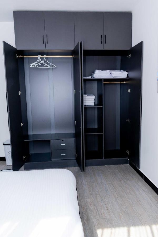 Staroot Charm 2br Yaya Center, Kilimani Apartment *