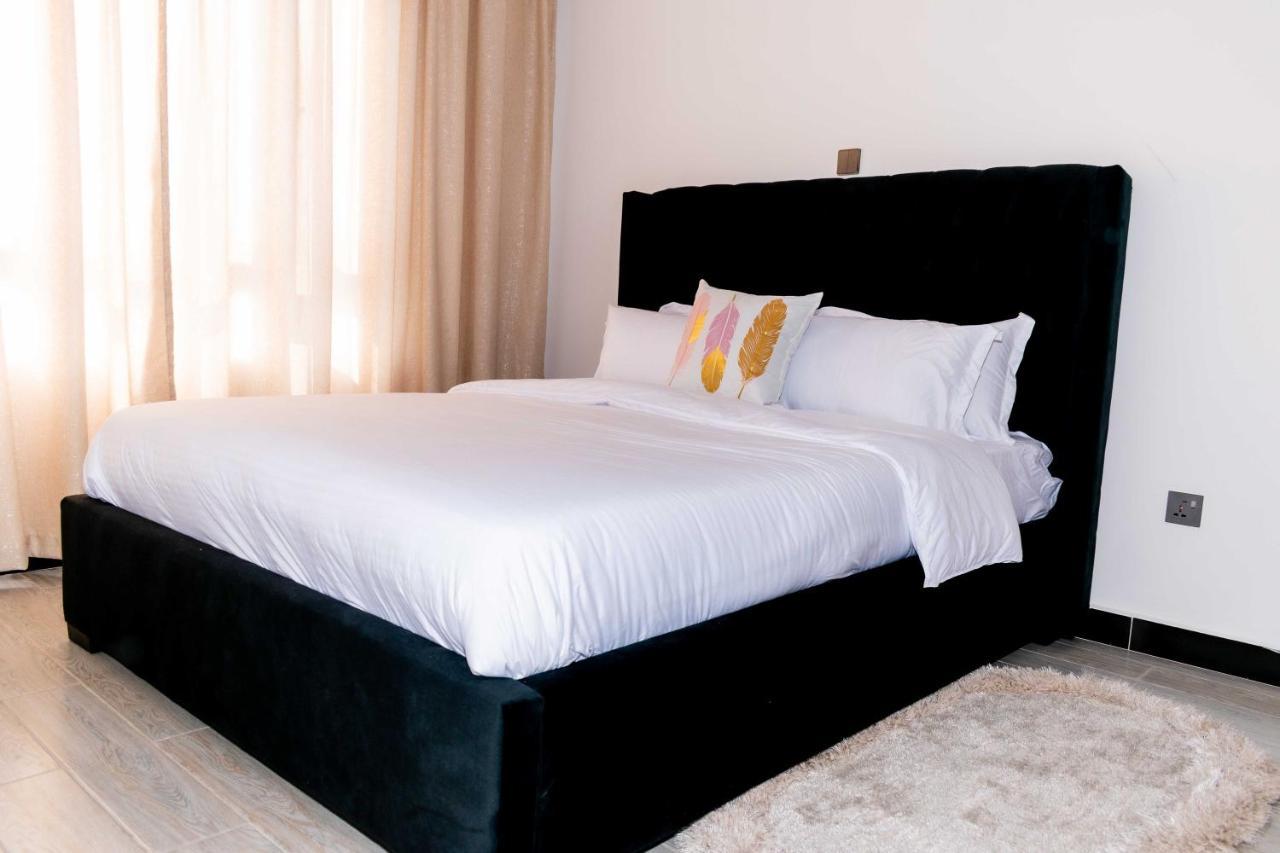 Staroot Charm 2br Yaya Center, Kilimani Apartment Nairobi