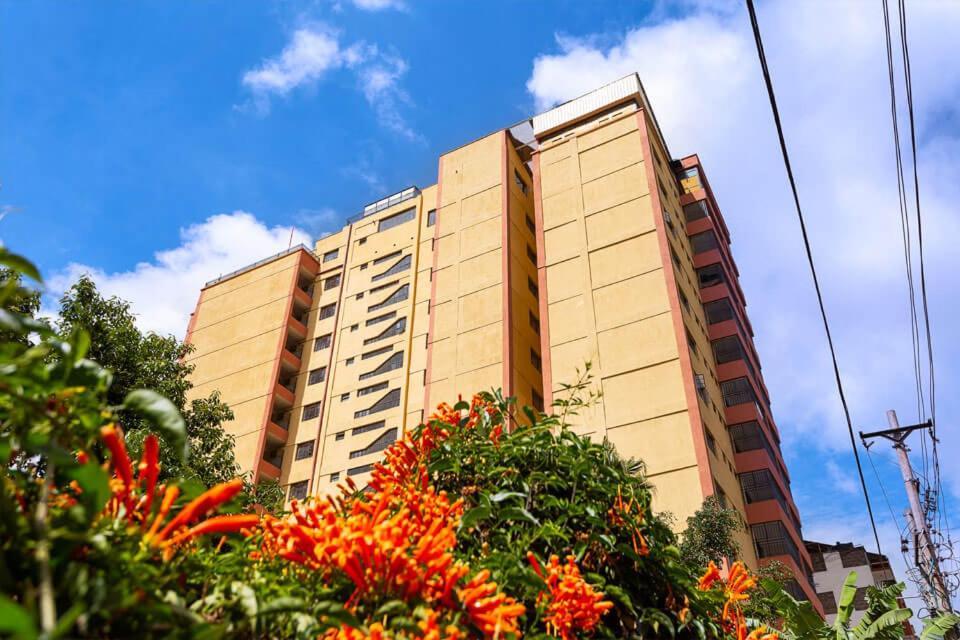 Elegant Furnished 2 Bedroom In Ngara Apartment *