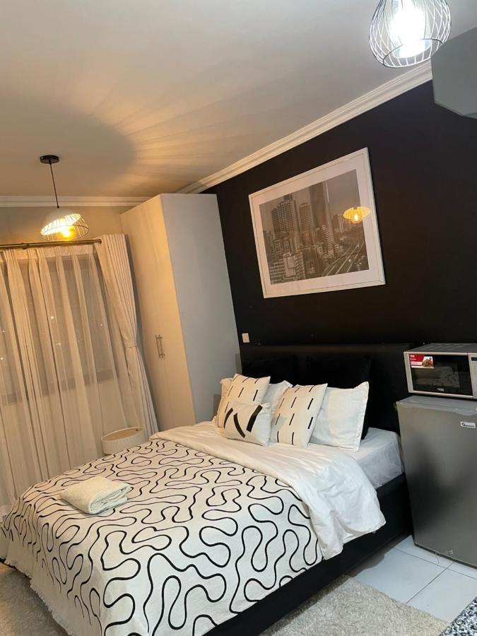 Apartment Chic Homes Jkia - Cozy Homes Near Jkia And Sgr
