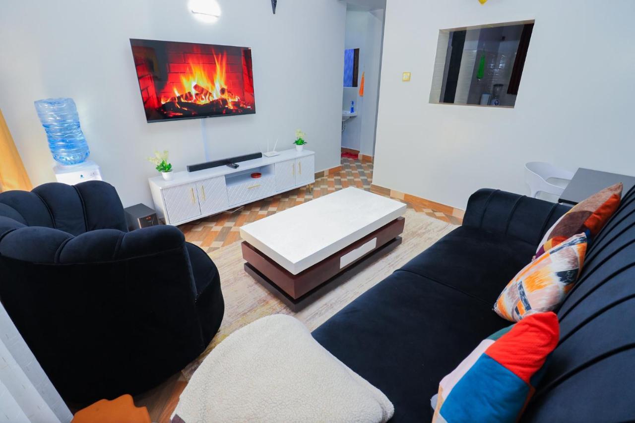 Apartment 1 Bedroom Ensuite In Nairobi,trm Dr *