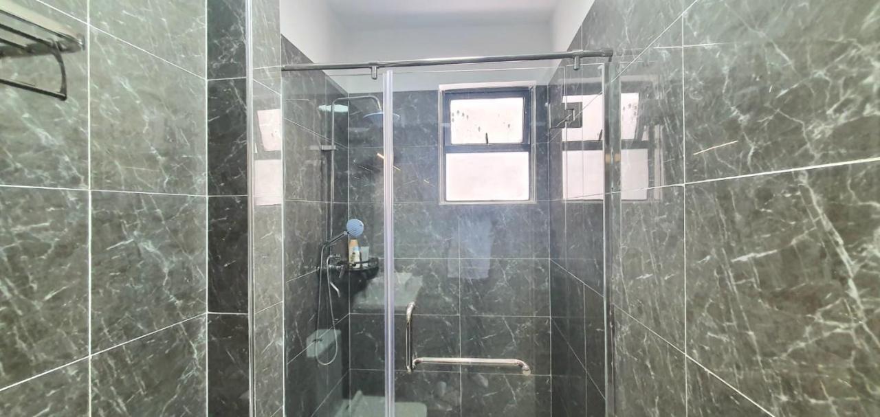 Zanzi Court Apartment *