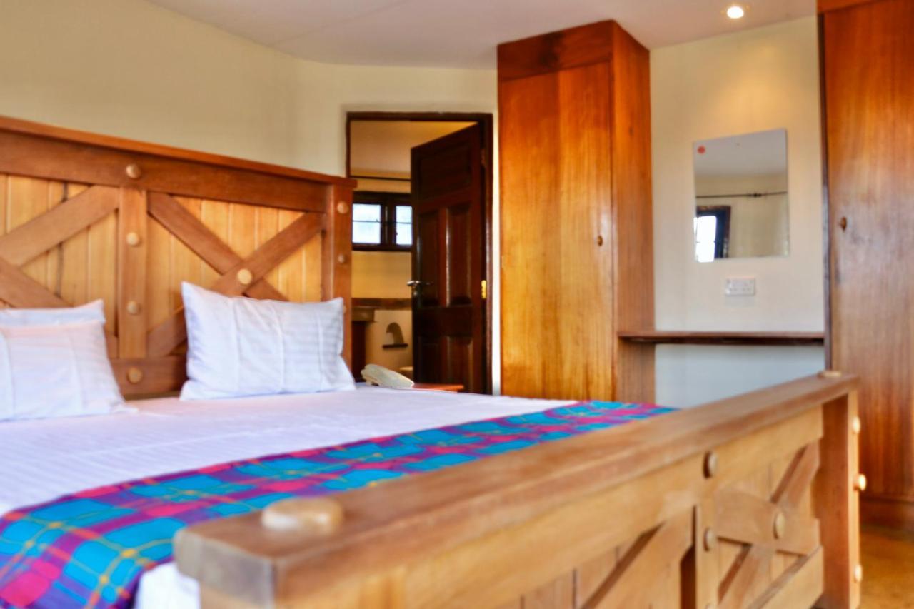 Savannah Ranch Lodge *