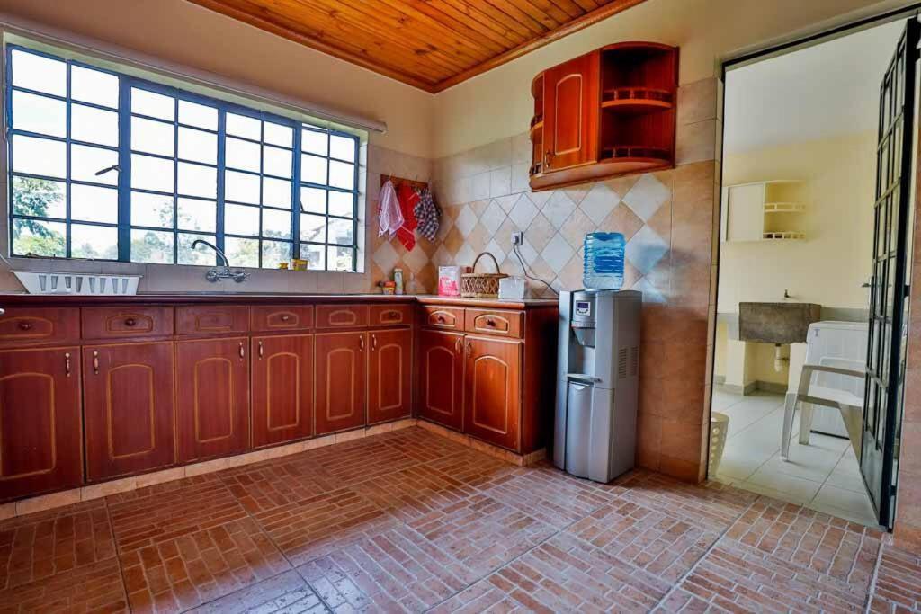 Royal Castle 3 Bedroom En-suite Cozy * Nairobi