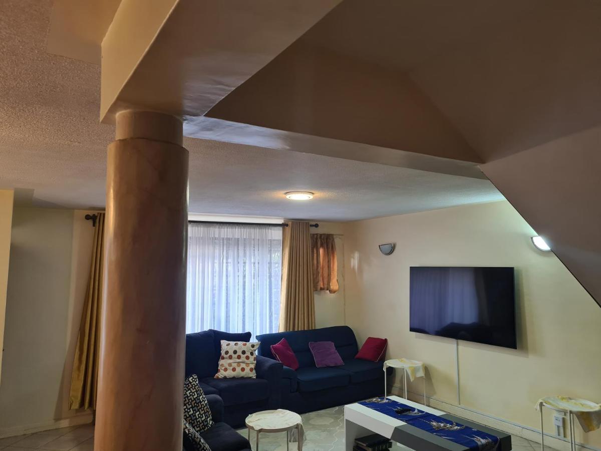 The Eagle's Nest Apartment *