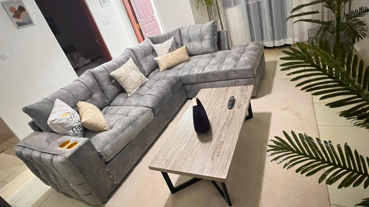 Phare's 1br Apartment, Garden Estate,