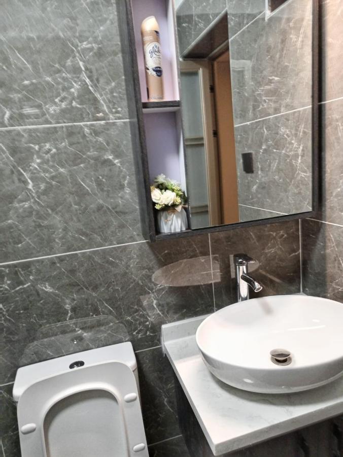 Stayrest Safari Tours New 3 Bedroom In Kilimani With Rooftop Pool Apartment