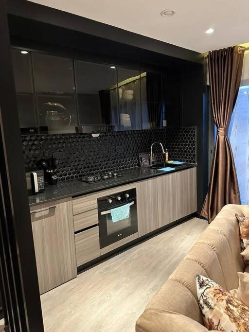 Cosy In Westlands *