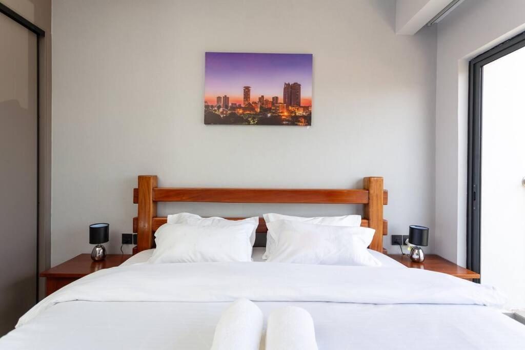 High-rise 2bd/2ba Luxury, W/pool & Gym - Westlands *