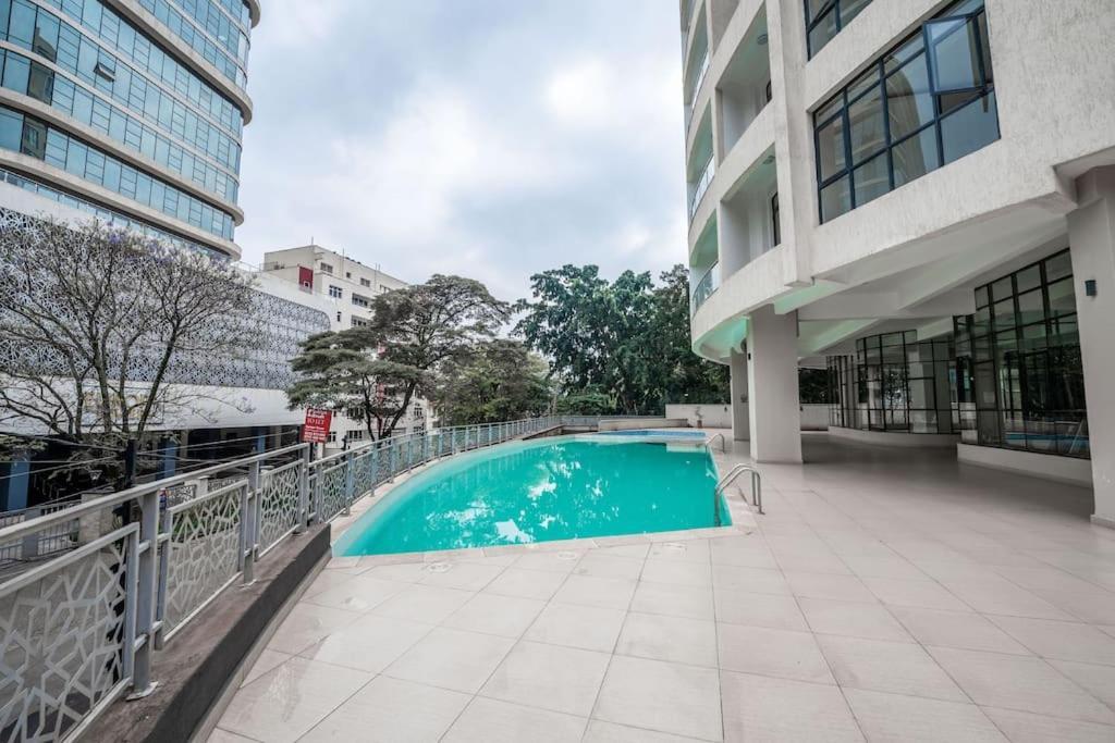 2bedroom With Balcony Views Aramis