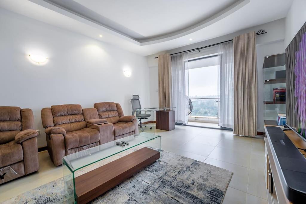 2bedroom With Balcony Views Aramis