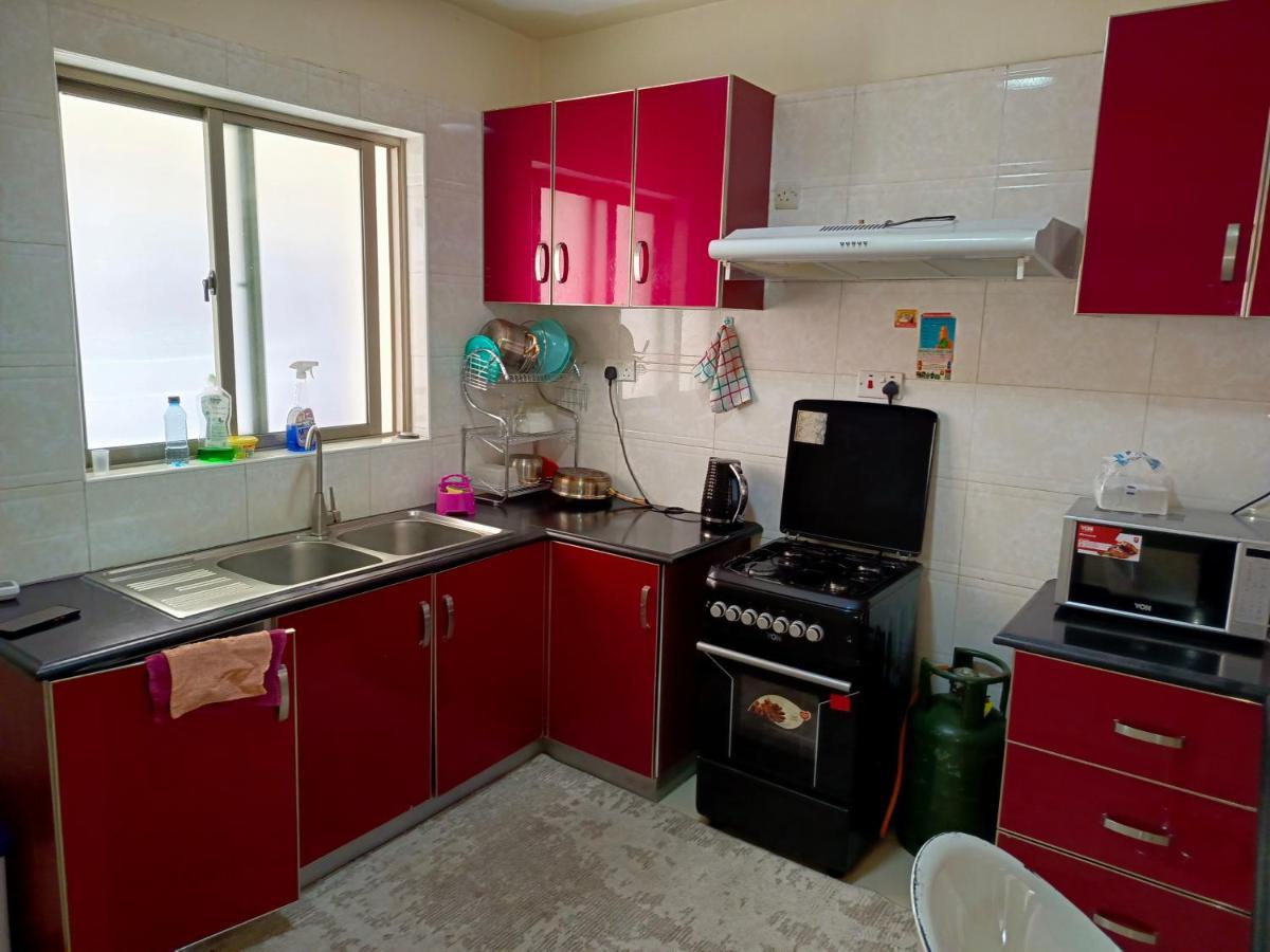 Sapphire Court Apartment