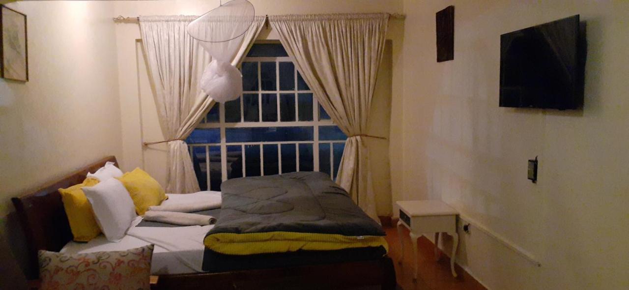 Lulu's * Nairobi