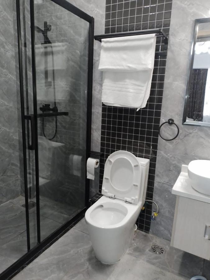 Vega Deluxe Homes - Starroot Residency Kilimani Apartment