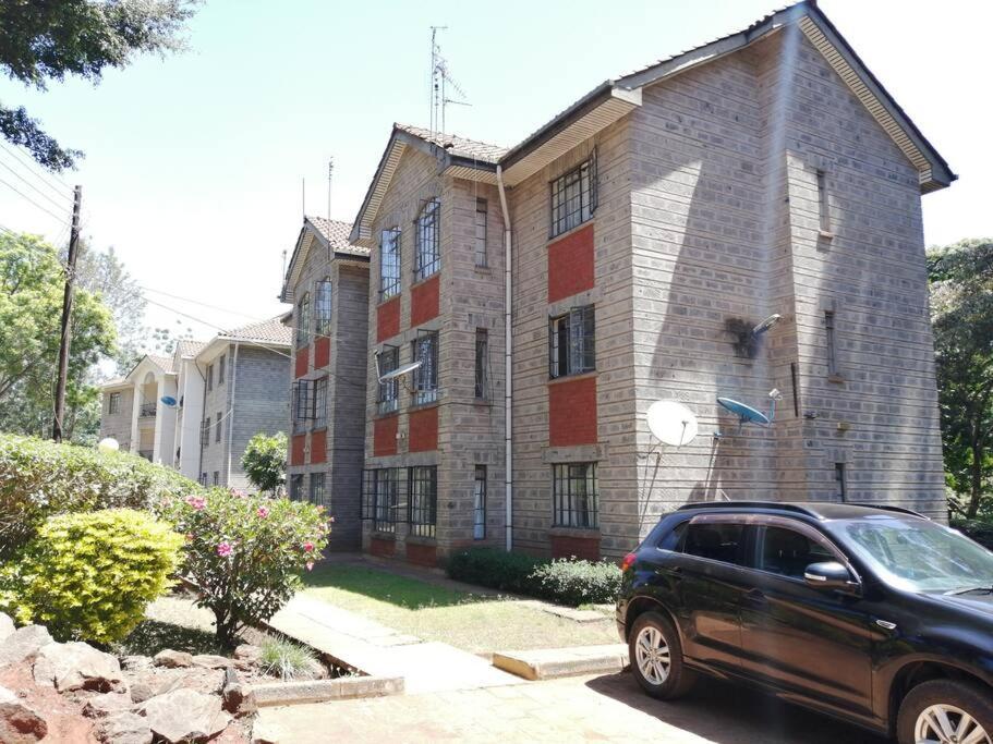 Cozy Haven, Centrally Located In Westlands, Apartment