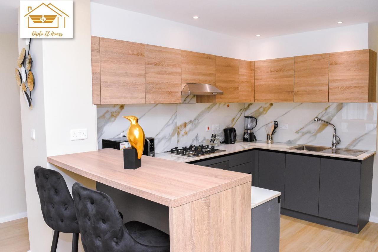 Apartment Elegant 2 Bedroom In Riverside Square *