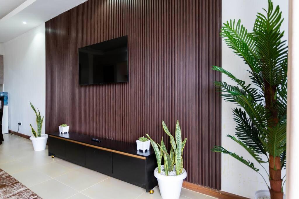 Apartment Modern Skyline Luxury - 2bd/2ba - Westlands Nairobi