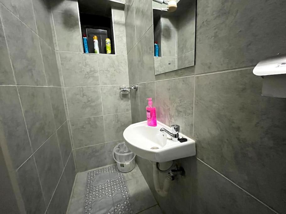 Apartment Tsavo Sunset Studio, Thindigua, Kiambu Road