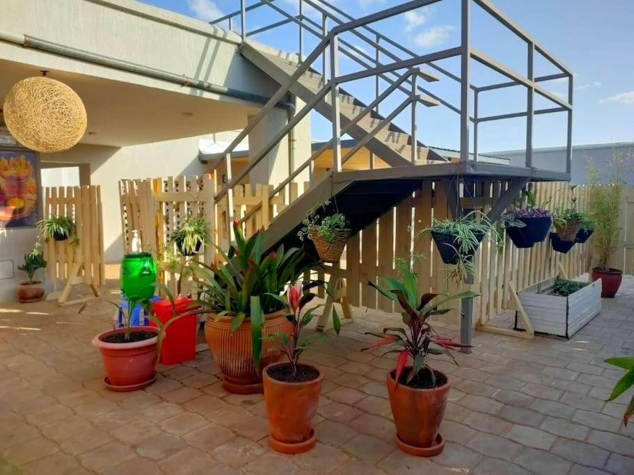 Tsavo Sunset Studio, Thindigua, Kiambu Road Apartment *