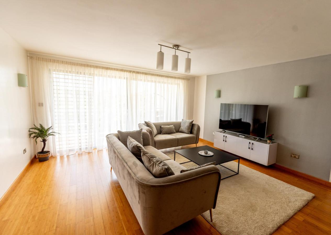 Apartment Garden City Residences