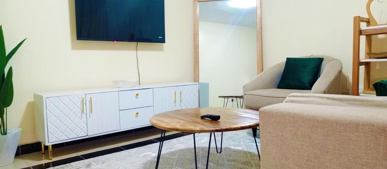 Cozy In Claycity, Kasarani Near Camp David Apartment *