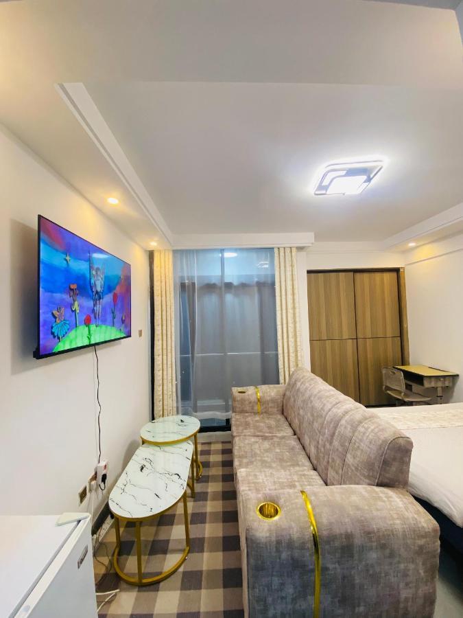 Apartment Lush Studio Kilimani,kileleshwa Nairobi