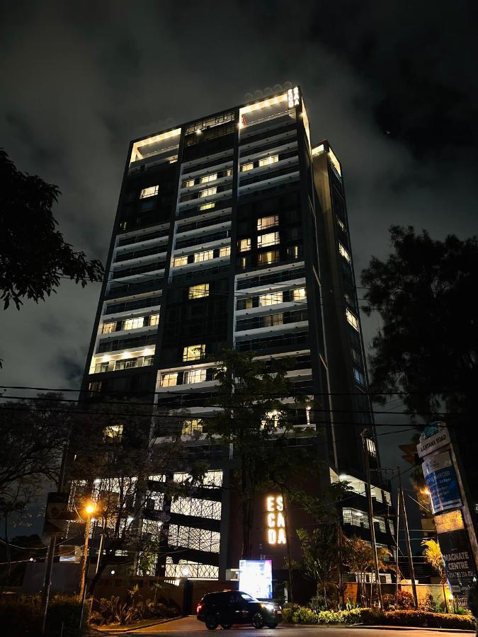 Escada Next Level Luxurious Apartment *