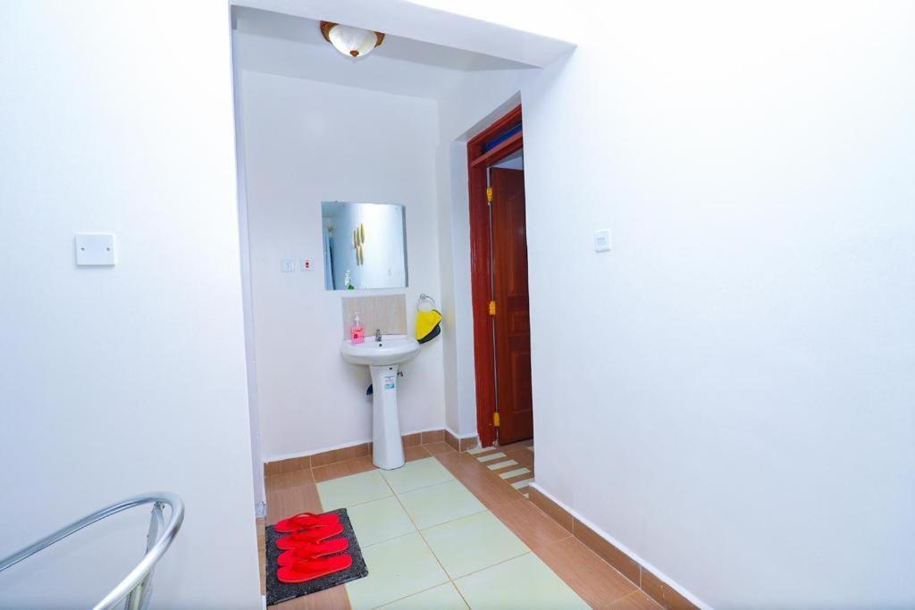 The Blue Pearl- Garden Estate Apartment