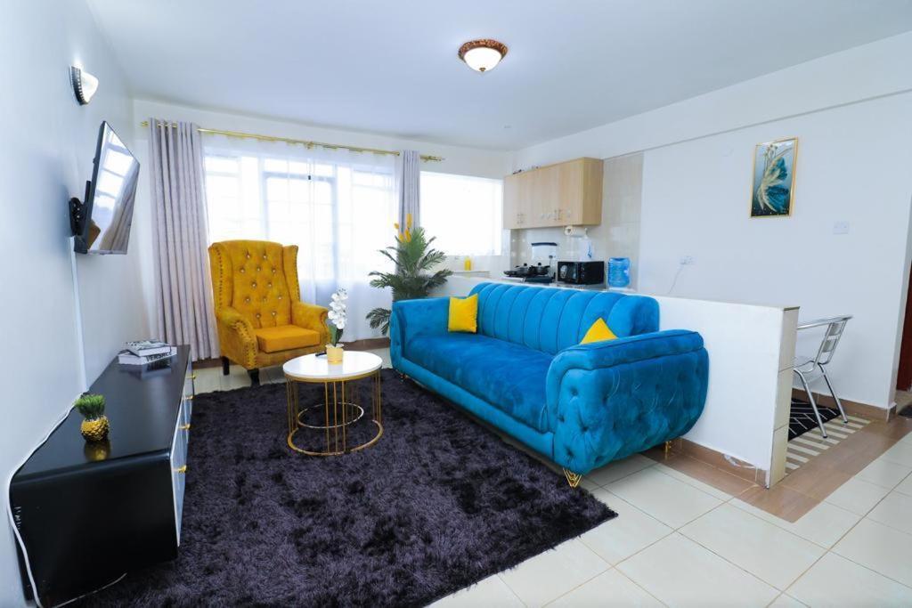 The Blue Pearl- Garden Estate Apartment