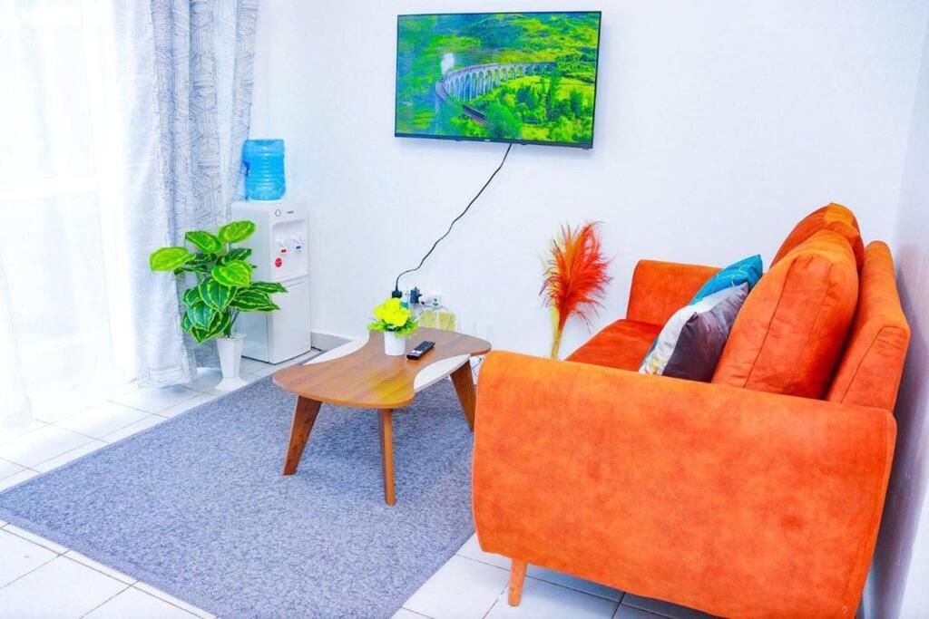 Ram Cozy With Pool, Free Parking Lot And Gym Along Ngong Road Nairobi