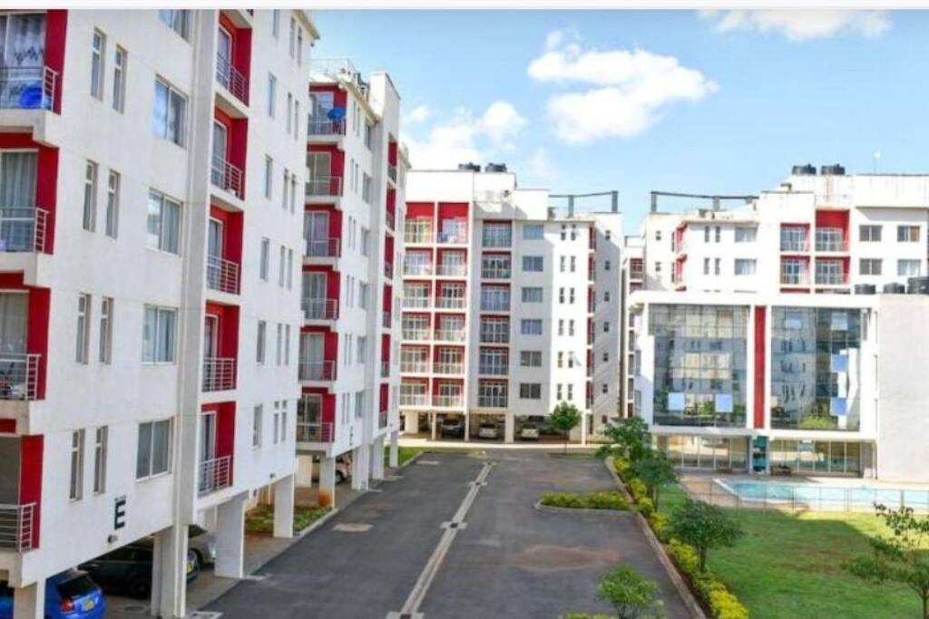 Apartment Ram Cozy With Pool, Free Parking Lot And Gym Along Ngong Road *