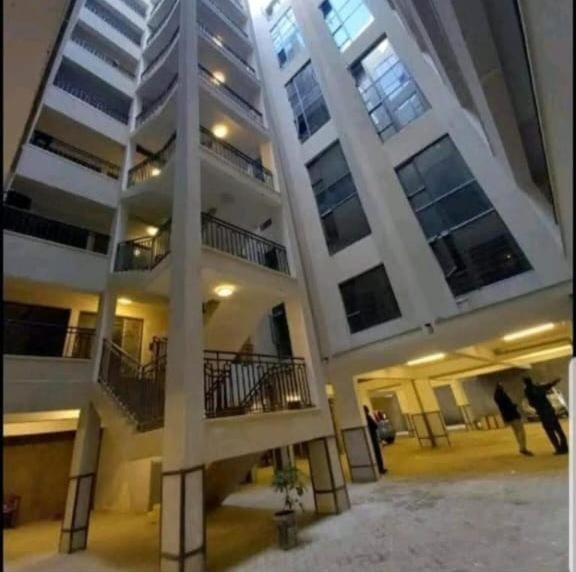 Apartment Kings And Queens Airbnb With Wi-fi Near Jkia Airport. Nairobi
