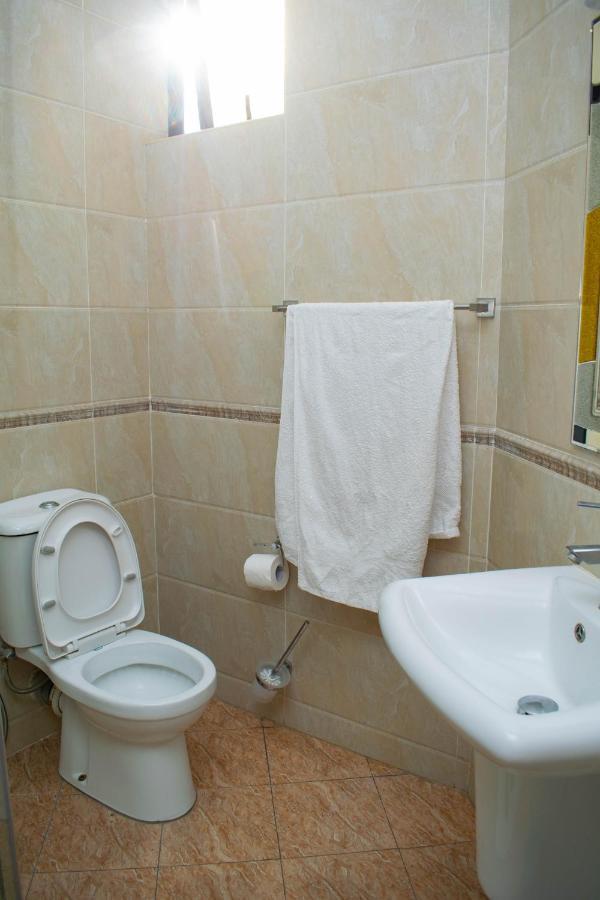 Kilimani Extended Apartment *