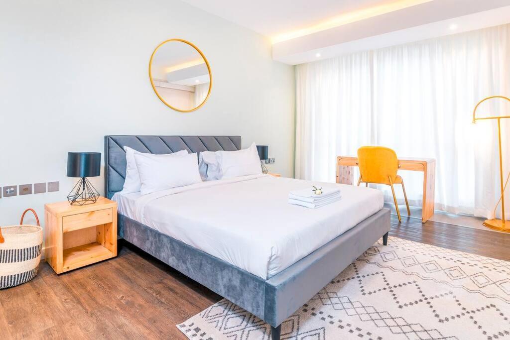 Apartment Capital Olive Tree Line 2 Bed By Yourhost, *