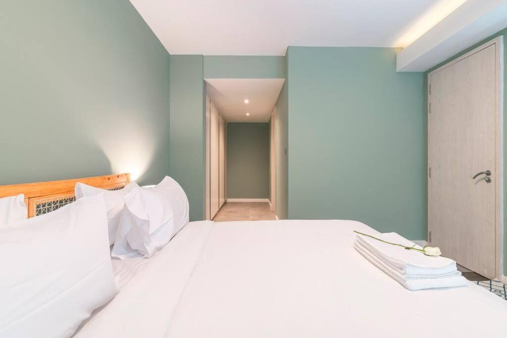 Capital Olive Tree Line 2 Bed By Yourhost, *