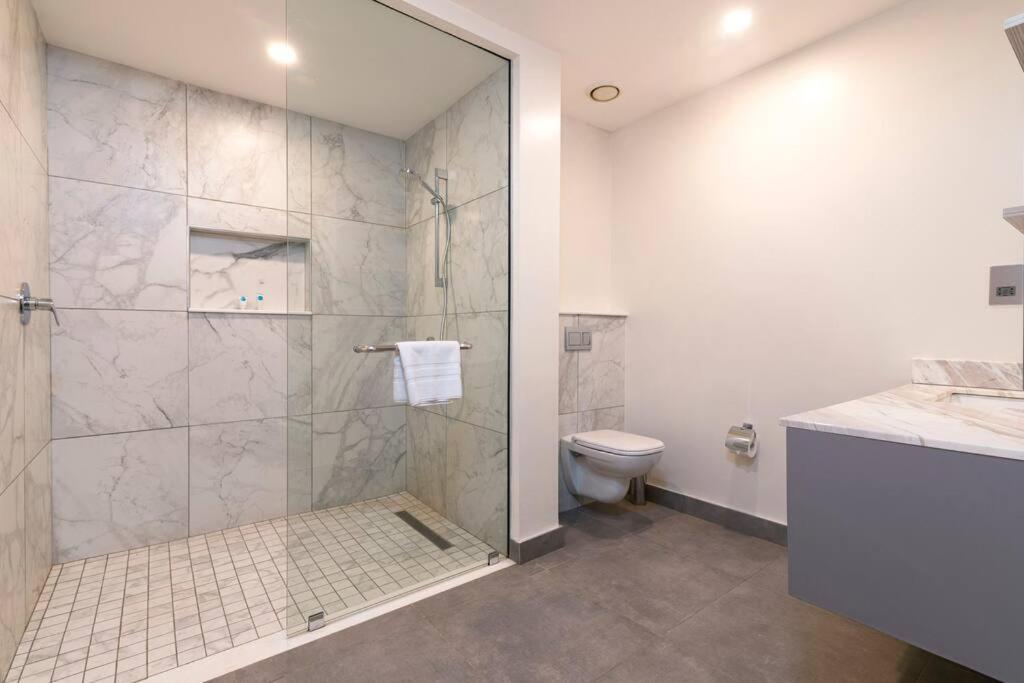 Capital Olive Tree Line 2 Bed By Yourhost, Apartment